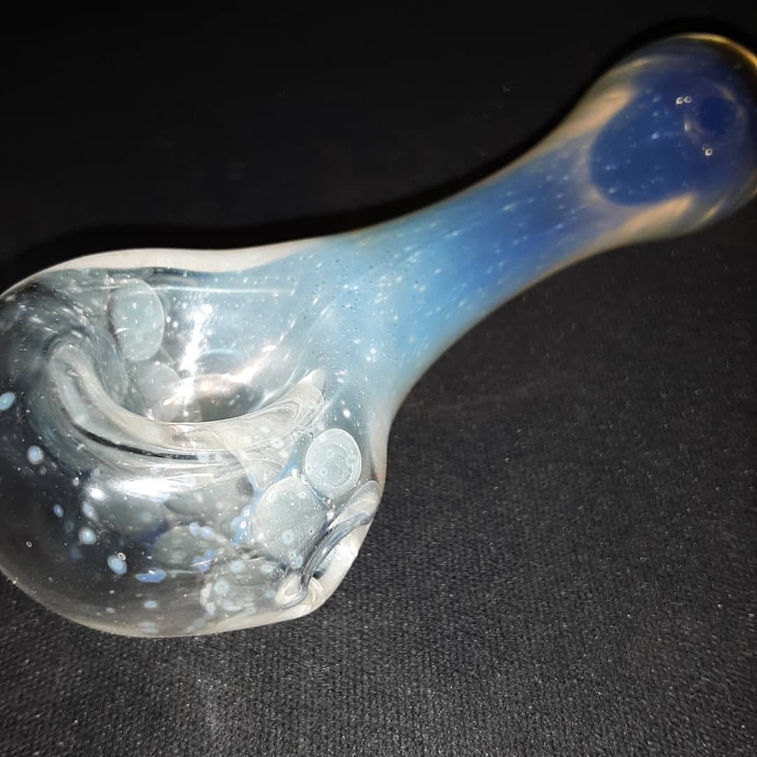 piecemakerglass's tweet photo. Color test #glasspipe https://t.co/WLOd56KPxa