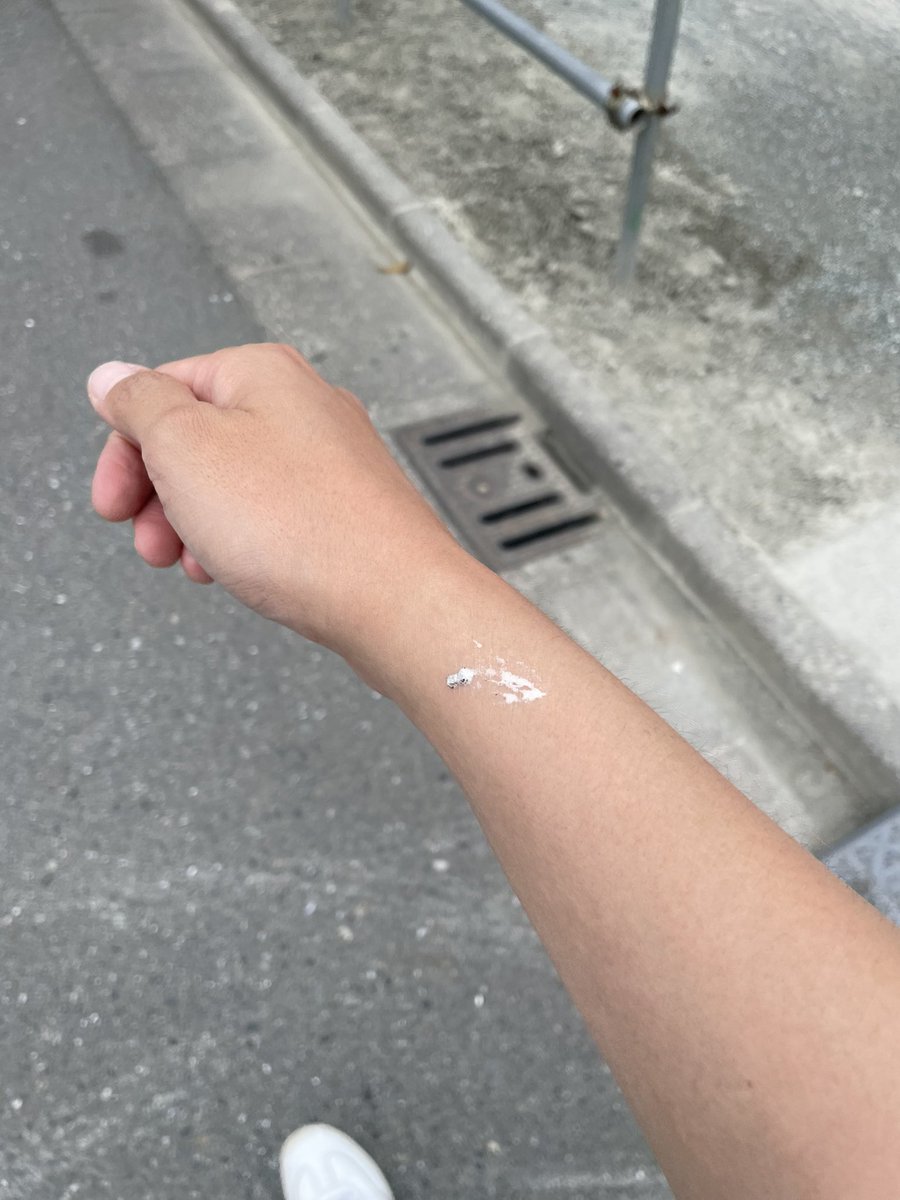 defy_ya's tweet photo. 鳥フンね、もう覚えてるだけでも４回目ですよ
まさにクソ💩 https://t.co/Nbjp0bwMj1