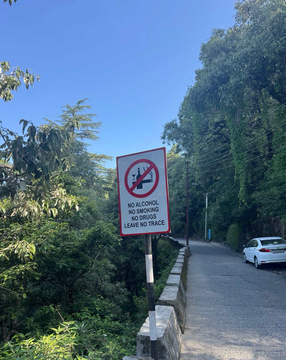 Varun76's tweet photo. Pretty sensible advice in Landour. Don’t do it …. but if you must, don’t leave any trace https://t.co/HPJnHK41Gk