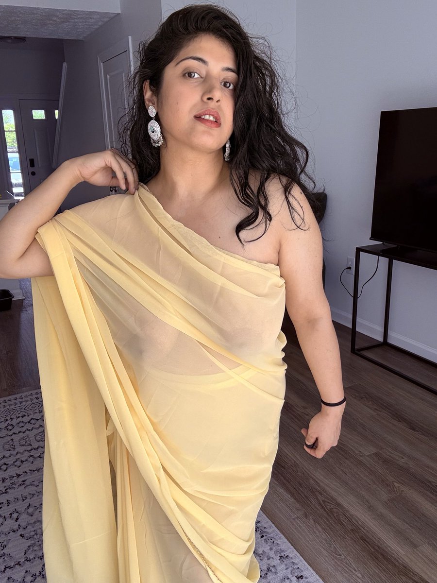 rmiiix699's tweet photo. chod do anchal… #desihub #bigtitsmomِ #indianhotscene https://t.co/7EVyCHyENL