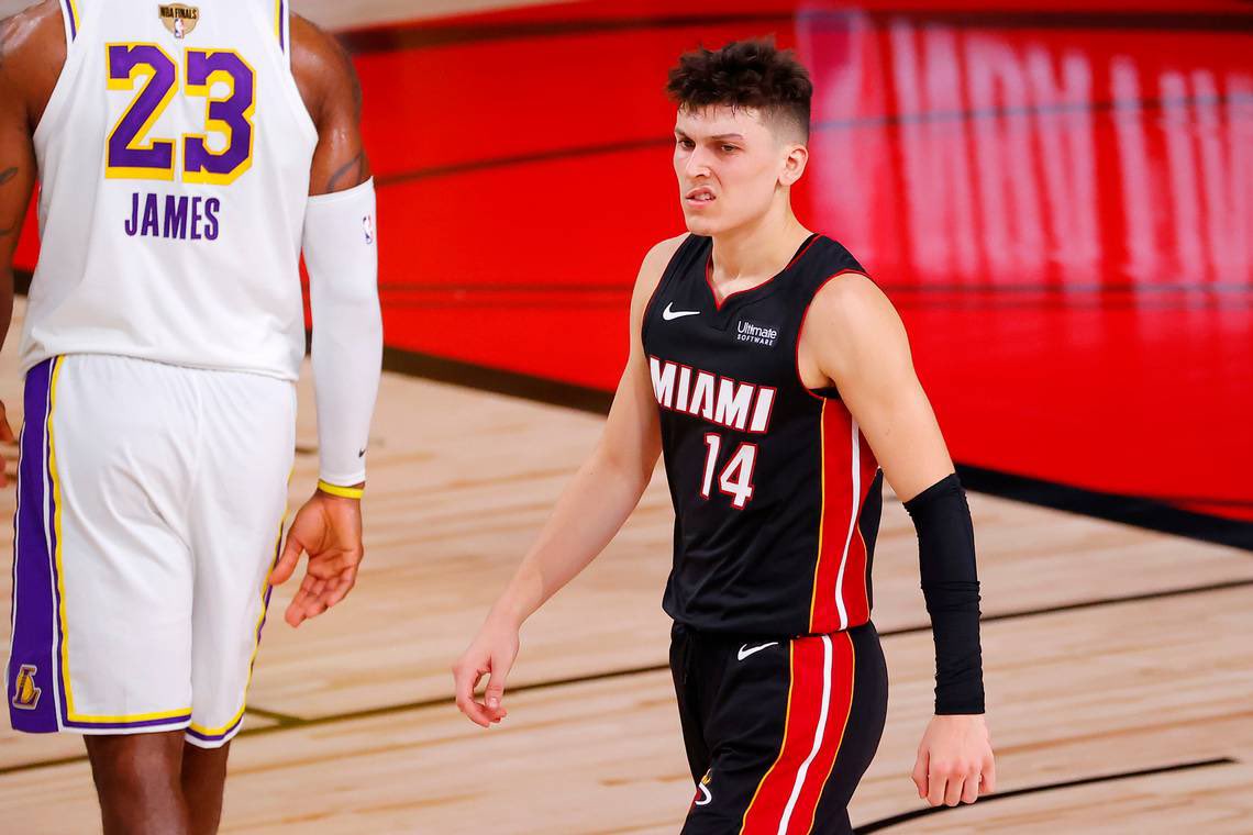 Heat_Spain's tweet photo. Desprenderse de Tyler duele. Más allá de haberse desarrollado como adulto y formado una familia en Miami, lo nuestro seguirá siendo una historia inacabada hasta que tenga final feliz. Estoy convencido de que no es un adiós definitivo sino un hasta luego.

Te queremos, @raf_tyler. https://t.co/dKFUaKXEuf