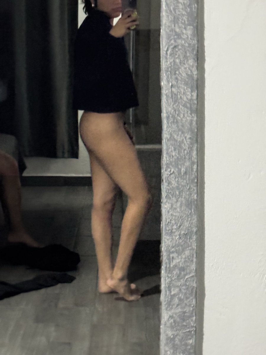 c_tmsA's tweet photo. #gay #morbopúblico 
A mimir q ya es muy noche https://t.co/LEr8B8rNyK