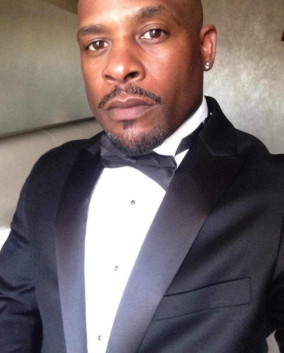 WONDERFREAK98's tweet photo. According to Wikipedia @akaMrMarcus is 55yrs old!! My Brutha I need to know what young serum you are drinking to still look this freakin YOUNG!!! Well...it's been said...BLACK DON'T CRACK UNLESS YOU SMOKE IT!!😂 https://t.co/GxrvMOl4md