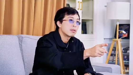 insidefolkative's tweet photo. Throwback ketika dr Tirta kasih ciri-ciri tukang nasi goreng yang enak. 

Menurutnya, tukang nasgor yang enak itu kalo pedagangnya masak pake Polo Shirt, celananya kain, dan sabuknya kulit. Valid ga nih?wkwkw https://t.co/iGYjqUs60H