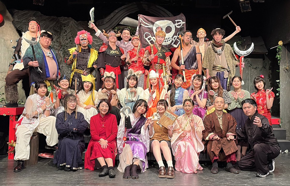 kaizoku_nomukai's tweet photo. 【お知らせ】

#西のね 配信公演期間延長しました📢

ご好評につき、販売期間と配信終了日がそれぞれ1週間延長しました！

ぜひ映像でも『西のね』を沢山なんどでもお楽しみください〜✨🏴‍☠️

🎫視聴券：4,000円（税込）

《販売期間》
～2026年7月5日（日）23:59まで

《視聴券販売ページ》
https://t.co/sO7VB1Idw0

《レンタル期間》
7日間（168時間）
・配信期間が先に終わる場合はその前に視聴を終えてください。

《配信期間》
～2026年7月12日（日）23:59まで

『西の遊の記のねのね』
#海賊のように飲む会  

公式YouTubeちゃんねる #海賊ちゃんねる 
でも関連動画アップしてます👀
合わせてお楽しみください♪
🎥https://t.co/KzIYYC7bMP