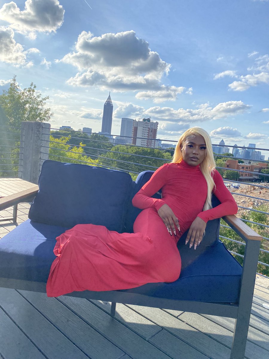 ClassyKDoll1's tweet photo. too classy to be with you 😘
#Ts #trans #ebonytrans #atltrans #translivesmatter #blacktranny #gay #blackgay #crossdresser #blackgays #atlpride #pride #southsideatl #eastsideatl #westsideatl #toes #whitetoes #transverse #transbottom #transtop #sissy #trade #dltrade #ebony #claudi https://t.co/vNKLuSI0Nr