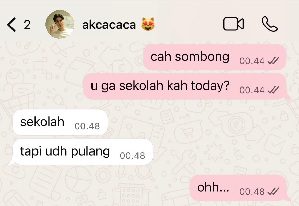 lengmbul's tweet photo. #Augustleng few tweets au

Aksa dan Langit ; laut dan pesisir yang menjadi satu pelukan utuh sebelum pasang surut menarik mereka ke ruang yang berbeda. https://t.co/vvko0eSDHU