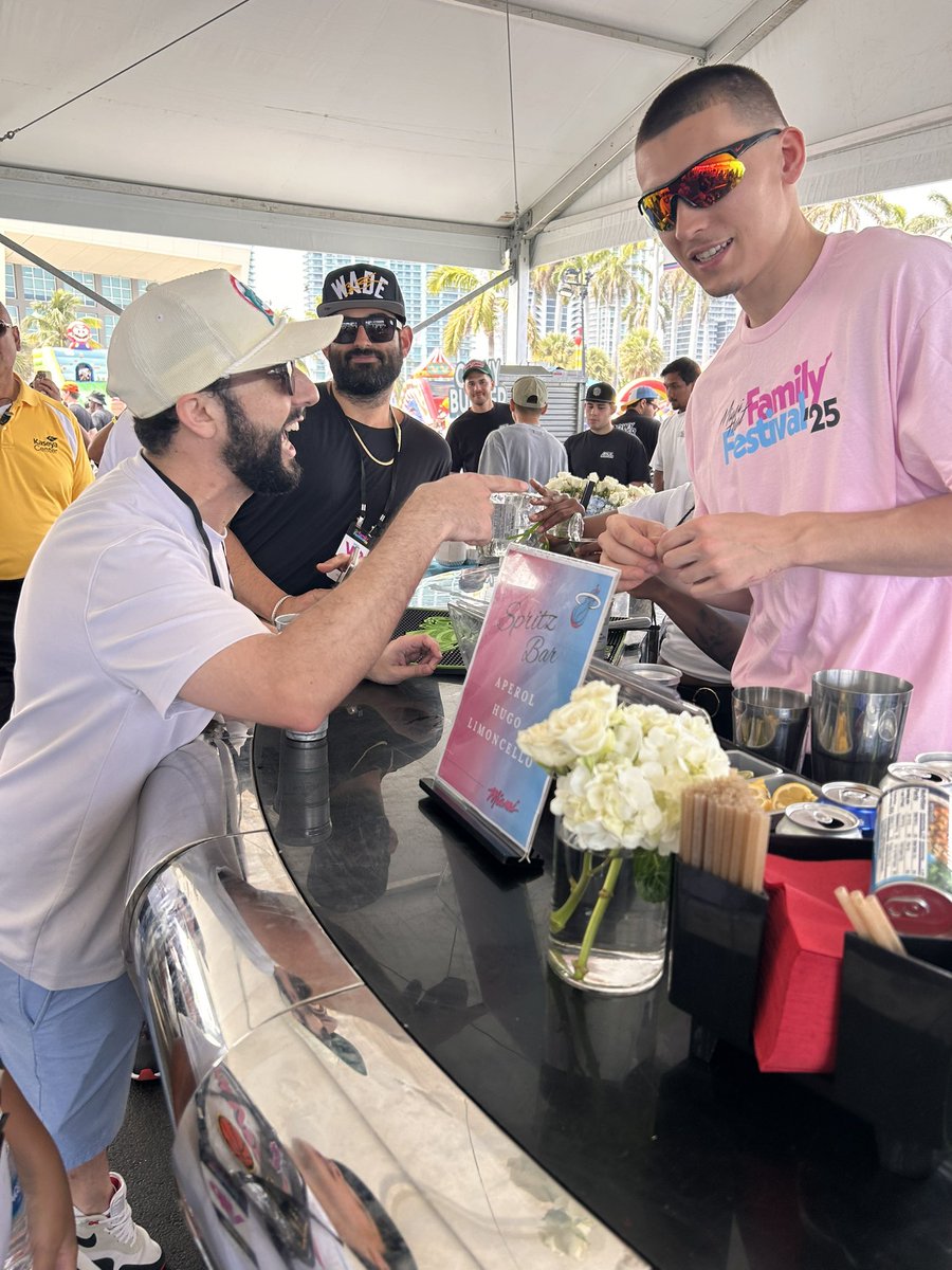 AlexMusibay's tweet photo. Sincerely wish @raf_tyler all the best and will always root for him. A hard worker who never feared the big shot. He gave us some great moments + will always be part of Heat history! #huONETIME #DripDrop https://t.co/hwhd2JsDkC