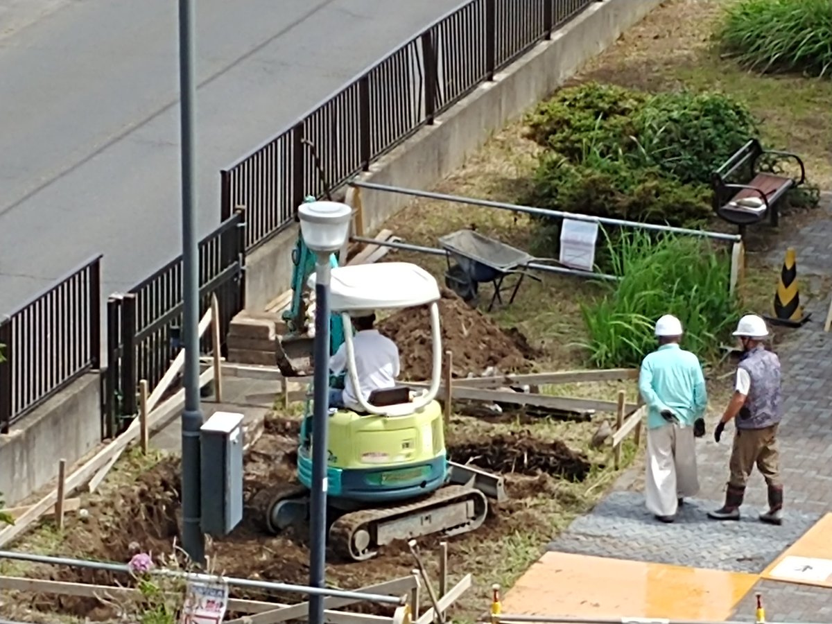 aobaishikawa's tweet photo. 新防災倉庫建設中 https://t.co/27J2mDtSHY