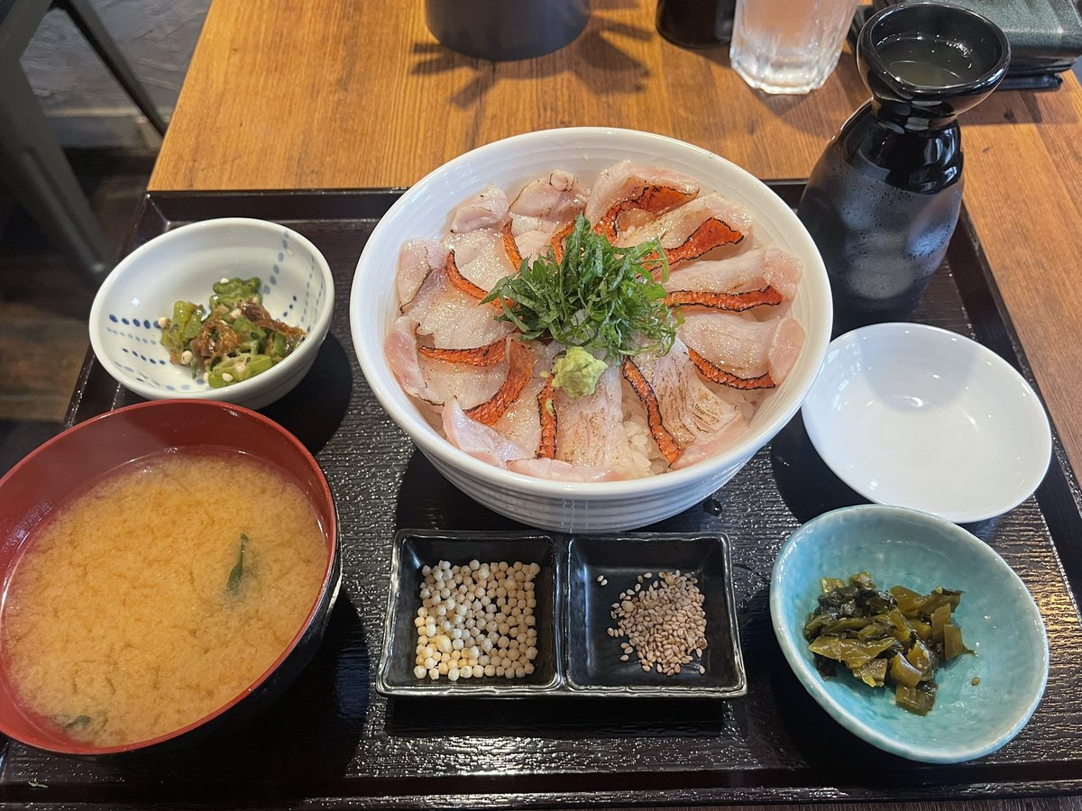 asahaka136's tweet photo. まあの店でランチ食べた
金目鯛 https://t.co/2sGSo6KxIT