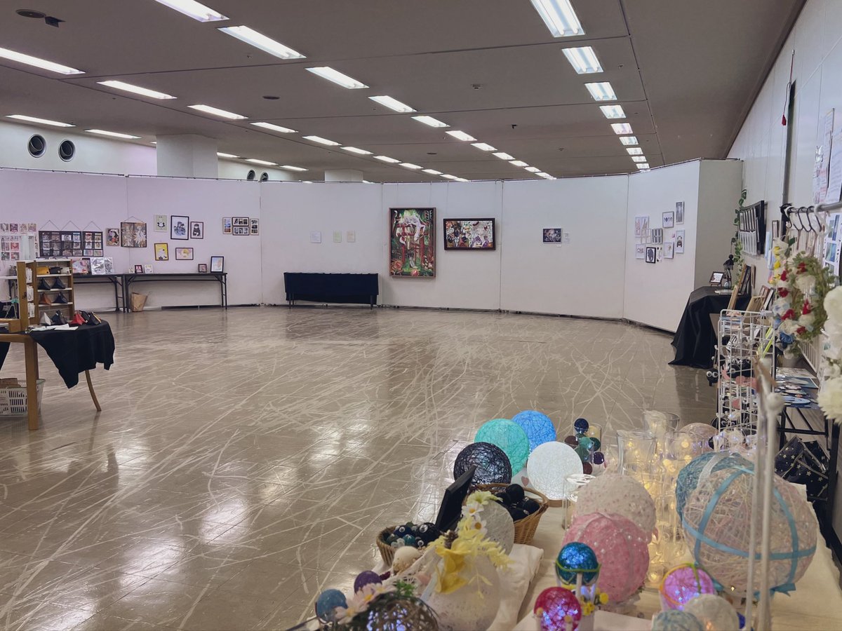 yamineko33's tweet photo. 先日のグループ展にご来場頂いた方々、運営様ありがとうございました！

次は、来月のえーすくぷちに参加します🙌 https://t.co/bYpdvIddDK