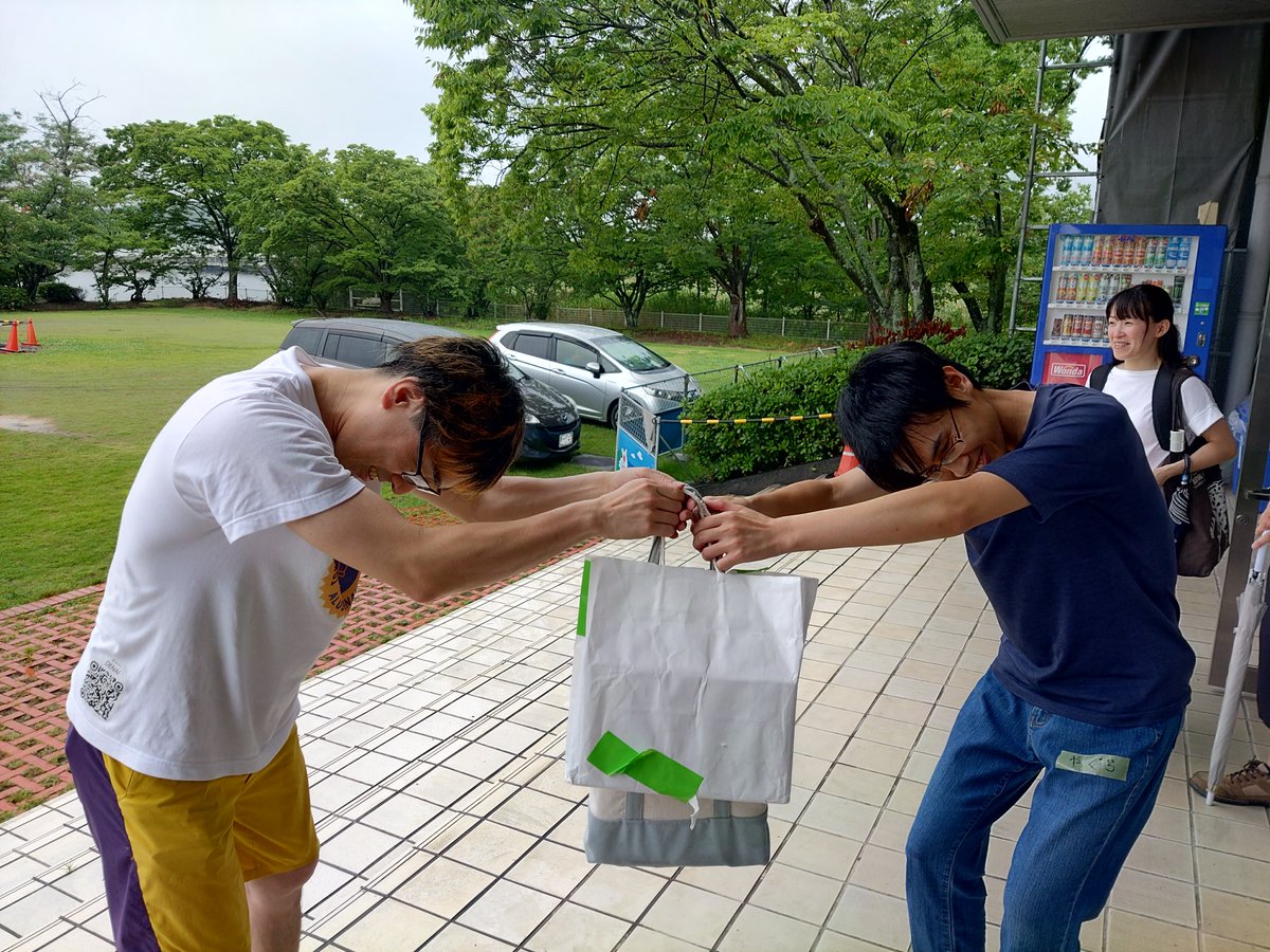 shionjuggling's tweet photo. ごめんなさい。諦めました。
きぞはこ10箱、やぐらさんにお返ししました。

#箱大会までにできる5シガーダイヤ https://t.co/xkdpX7Qlkx