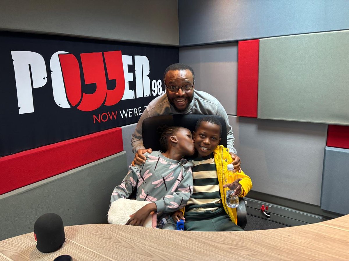 Powerfm987's tweet photo. [PODCAST] On today’s #POWERKidz edition, @ThabisoTema was in conversation with Phathu and Rori.

Listen to the full conversation here: https://t.co/5HcgnbGuvN

Interested in having your child featured? Email Breakfast@power98.7.co.za

#POWERBreakfast https://t.co/j3ZGriIbfZ