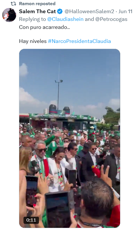 Suayed007's tweet photo. @ramonseto29 @Mr_Civico @Dr_AVillarreal Que perro asco, no se como tu madre no te trago en vez de dar a luz. https://t.co/HYV4WIJ94M