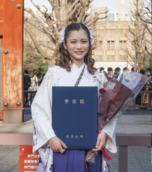 goethe_kyodai's tweet photo. Z世代東大女子、明らかにMARCHより顔面偏差値が上。ブスだし頭も悪いMARCH、あなたたちの存在意義は？ https://t.co/ZxQEuLBVRi