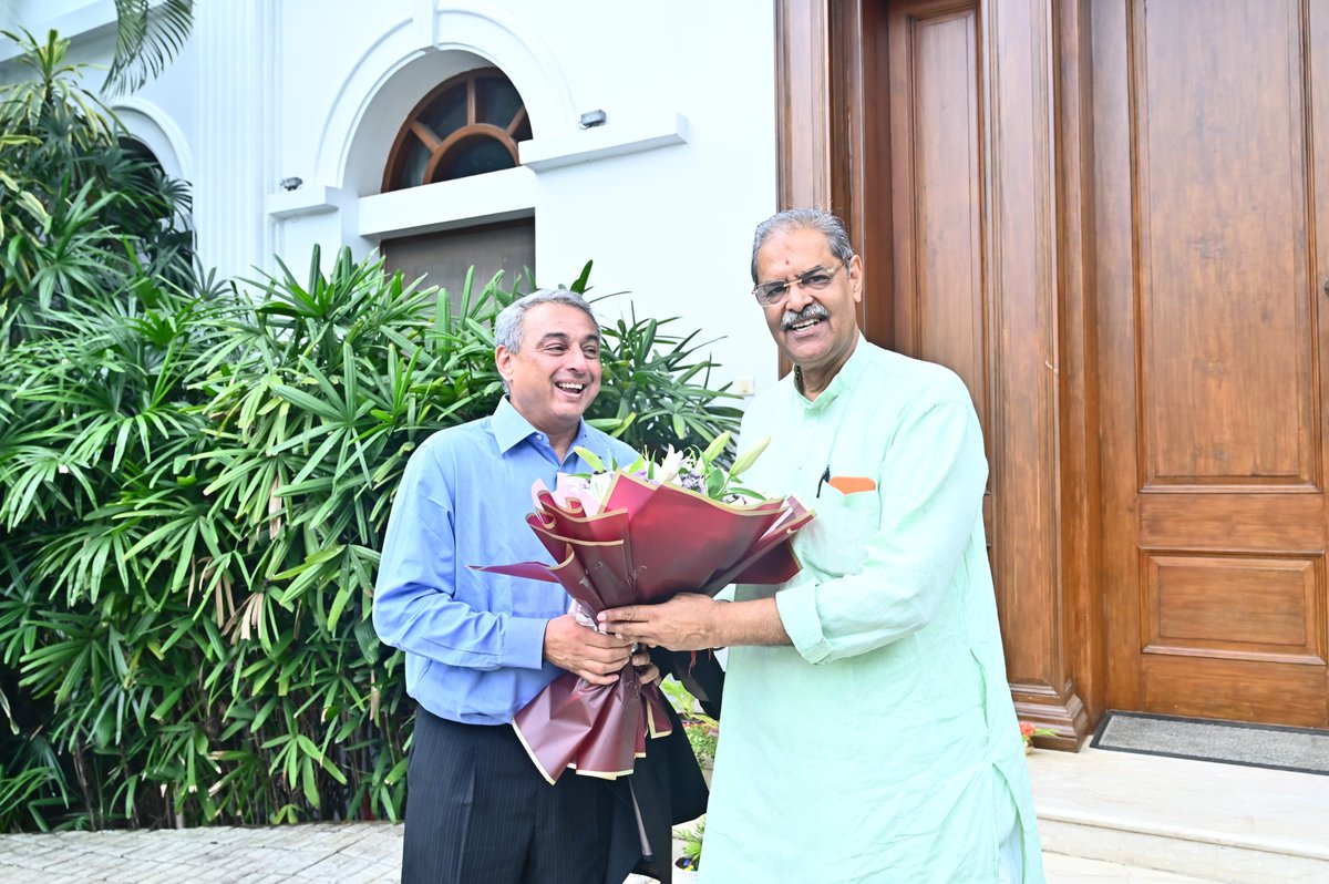 KVSinghDeo1's tweet photo. Had a formal meeting with Mr. T.V. Narendran, CEO &amp; MD of Tata Steel Ltd., at Patna House. 

#OdishaDevelopment #TataSteel #DyCMOdisha https://t.co/jINXXfPpK2