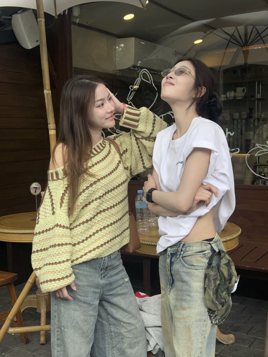 babylmsy's tweet photo. ทุกคนกินข้าวเช้า + เที่ยง ยังไงกันหรอ ?
ปุยกินกับแฟนนป่าวน้า 🫪🫪

#puifaiploy https://t.co/LnJaSmKcPS