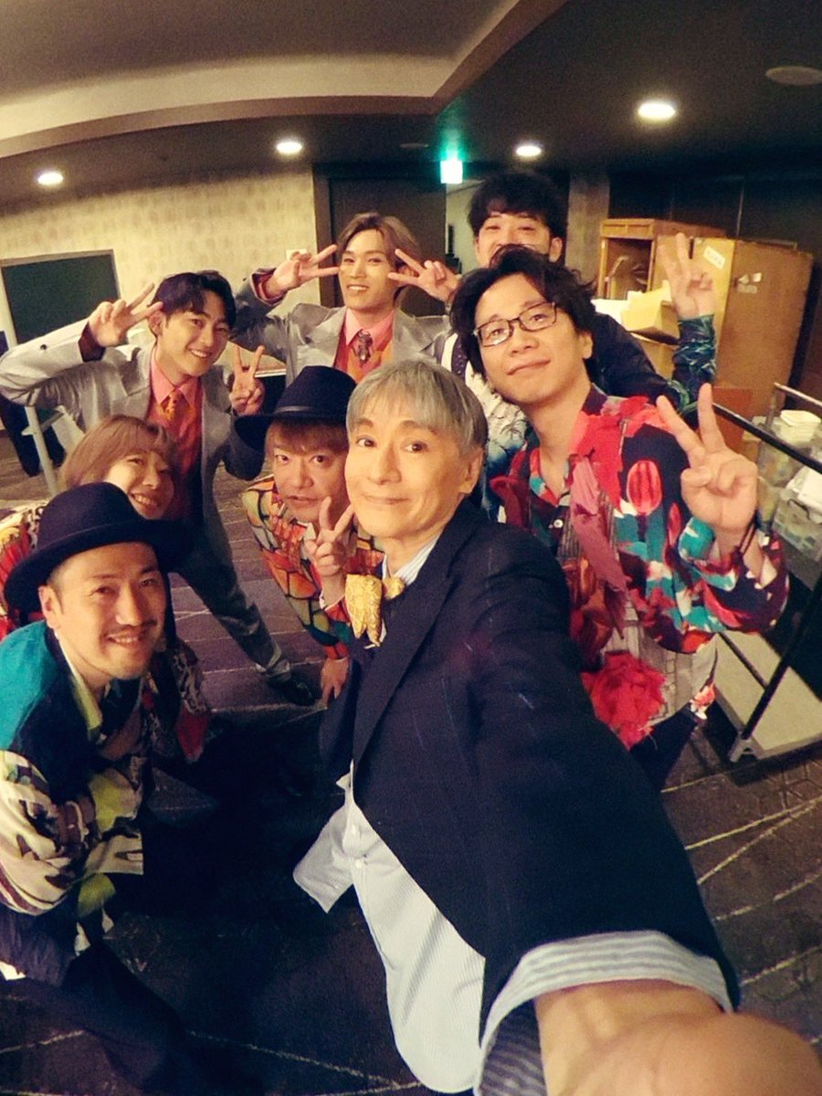 tararimino's tweet photo. 『Nez Channel vol.10』
大阪リーガロイヤルホテル 2days
ベース弾かせていただきました!
大阪でもまたねずみさんの世界に入らせていただき、幸せな2日間堪能させてもらいました
お客さん、素敵なチームの皆様
そしてHappyなバンドメンバー
ありがとうございました!
#今村ねずみ
#Nezchannel https://t.co/97reaCeBEY