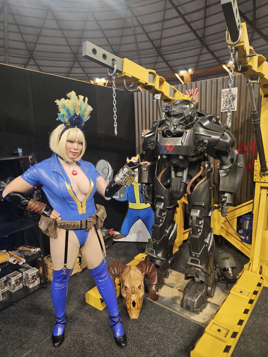 HAKURU_15's tweet photo. I've been working along side Wasteland Collective ANZ for Supanova Sydney, we've helped raised over $8000 dollars in charity with our fallout fan community booth, its been such an honour being a part of this! 

NOW TIME FOR REST

@CureCancerAu @GameOn_Cancer @Creality3dP https://t.co/c86q8kRi5G