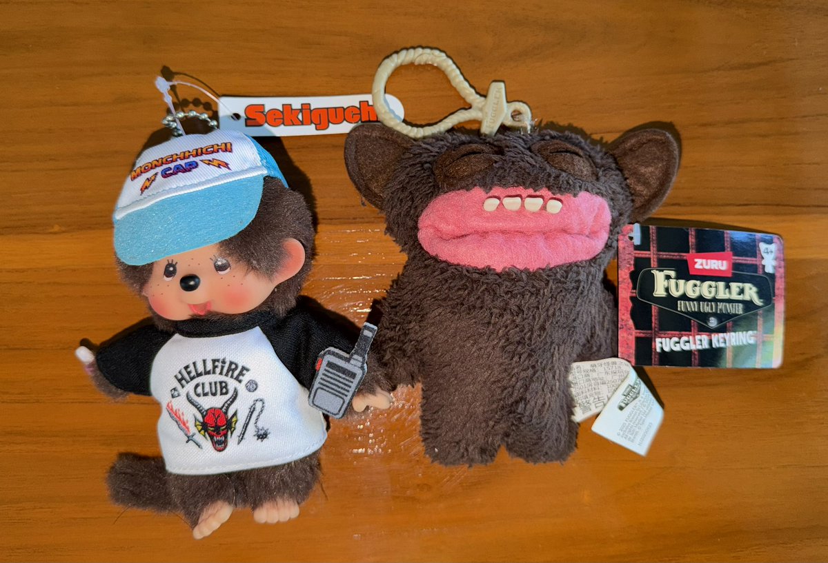jjrkhive's tweet photo. ส่งต่อค้าบ ป้ายครบ 
1. monchichi x stranger things 550 รวมส่ง
(ตำหนิ: ตรงขวดนม)
2. fuggler 200 รวมส่ง
(ตำหนิ: เชือกที่ห้อย)
#fuggler #ตลาดนัดfuggler #ตุ๊กตาfuggler #ตลาดนัดmonchhichi #ตลาดนัดม่อนชิชิ #ส่งต่อ #monchhichi https://t.co/cFc9cv4lgA