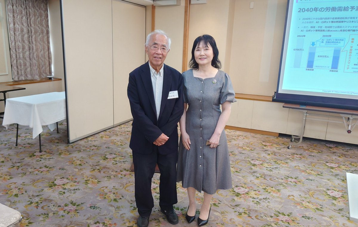 yuri1000000's tweet photo. 平和は教室から！
東京外国語大学春名総長と大愛の約束！

教育界で期待されている東京外国語大学春名展生総長と学士会にてお会いしました。そして共に、次世代の世界リーダー・平和を運ぶ大愛の飛鷹たちを沢山育てる約束しました。

弊学士会の慈愛の樺山紘一理事長にも心より感謝を申し上げます。 https://t.co/53hyVNKzPp