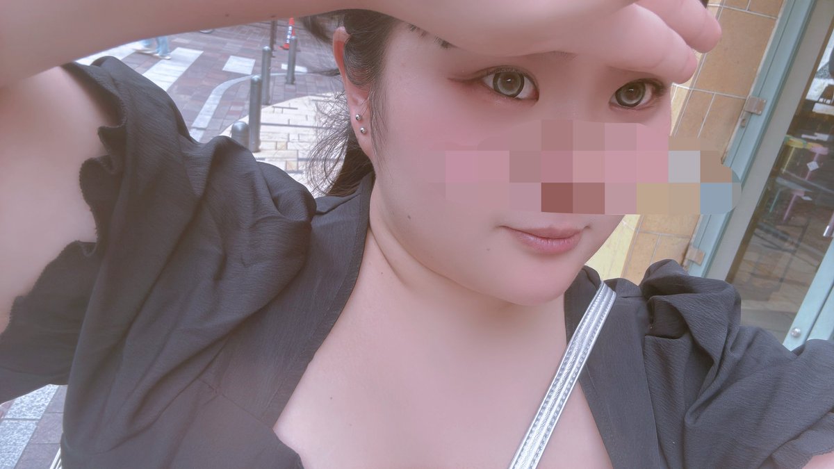 Goha_uraura's tweet photo. スタバ飲んで外出た瞬間おわったわ😭 https://t.co/f8bT4uxFW1