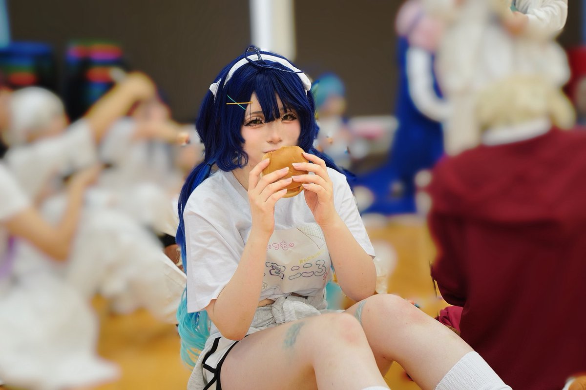 nene563desu's tweet photo. お昼ご飯の時の写真🍷🍝からサングラス泥棒した時の写真
 #にじっ子運動会0621 https://t.co/VdX9jsvCsK