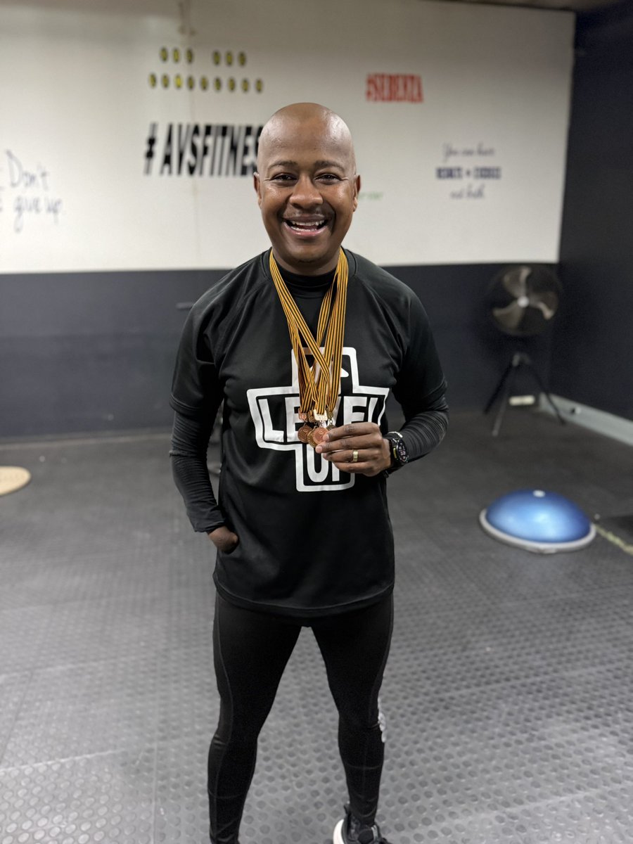 audas_vanschoor's tweet photo. 3rd consecutive Comrades in the bag! π
π₯
Comrades 2027 starts now ππΎββοΈβπΎββοΈππΎββοΈ
Welcome back, Thabang Thaoge ππΎ
https://t.co/XwZZZ0ofvU: βCoach, youβre going next year with me.β π₯Άπ€£π€
#ReturnOfTheLegend #AVSFitness #TeamAvs #Comrades #Comrades2027 https://t.co/apT6oHlNLC