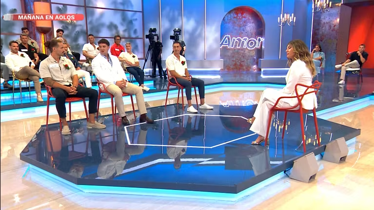 Dos30TV's tweet photo. El estreno de #AmorOLoQueSurja en la tarde de @telecincoes comienza con un 6.8% de cuota, 632.000 y 1.742.000 espectadores únicos

🩷 Roza el 9% de 25 a 44 años

❤️‍🩹 Finaliza sobre el 8%

#QueVivaLaTele #Audiencias https://t.co/ckxo6l15Xp