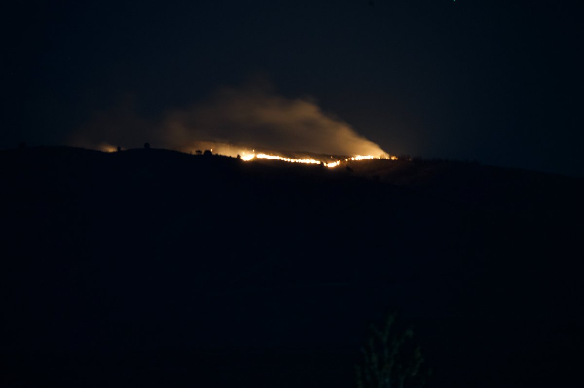 UtahWildfire's tweet photo. #DutchmanFire update: Crews are beginning to engage the fire. A dozer just arrived on scene and will begin line construction. Fire officials are asking people to avoid the area and allow firefighters to work the fire safely. The cause of the fire remains under investigation. #ffslkth