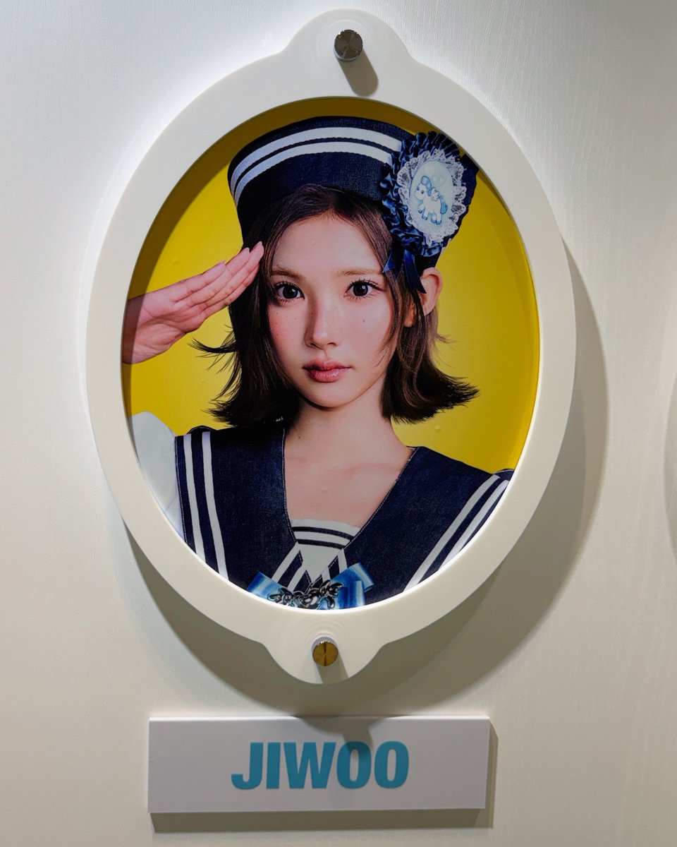 정 tweet media