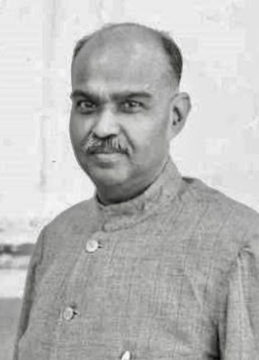 Amelia087467433's tweet photo. Heartfelt tributes to the founder of Bhartiya Jan Sangh Dr #ShyamaPrasadMukherjee on his death anniversary. His thoughts and idea continue to guide every Sanatanis of this country. Shat Shat Koti Naman 🙏🙏🙏🚩 https://t.co/Wz5sxryTZm