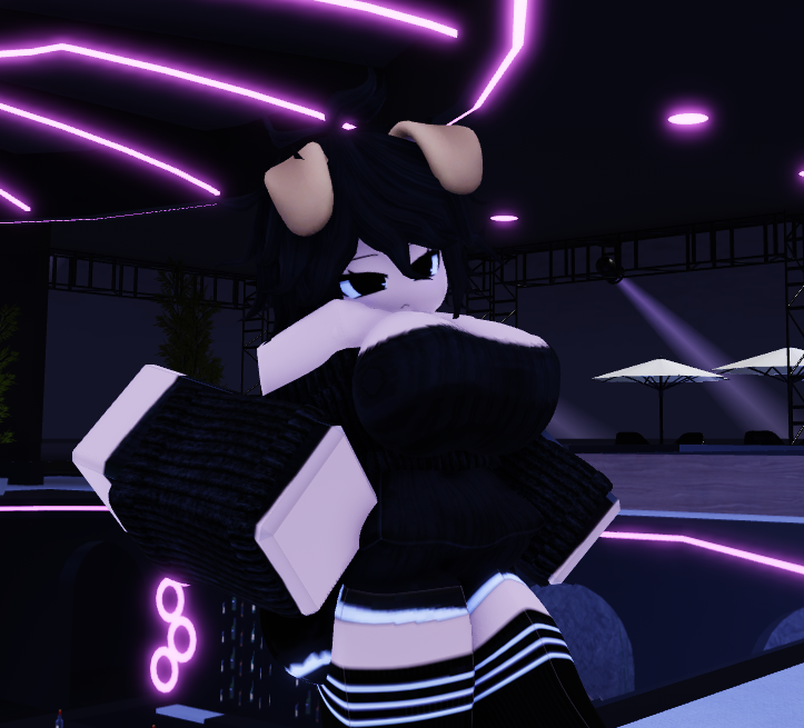 ThrowMiaBone's tweet photo. I'm new here!! Treat me well~ <3 https://t.co/umpRozKGFp