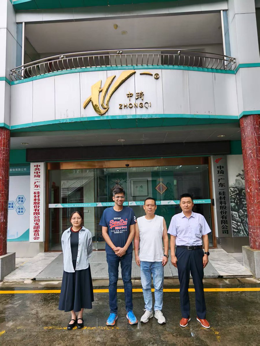 bruceleeli7865's tweet photo. Indian  customer visit and audit our company and order 
+8618763922790 https://t.co/dATkKufSHL