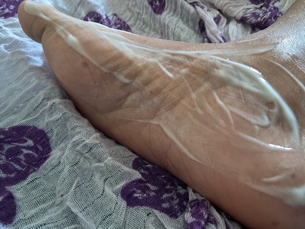 DemiGoddessFeet's tweet photo. These go took down on my other site. When all it was lotion on my feet. https://t.co/MrjV4UD7U3