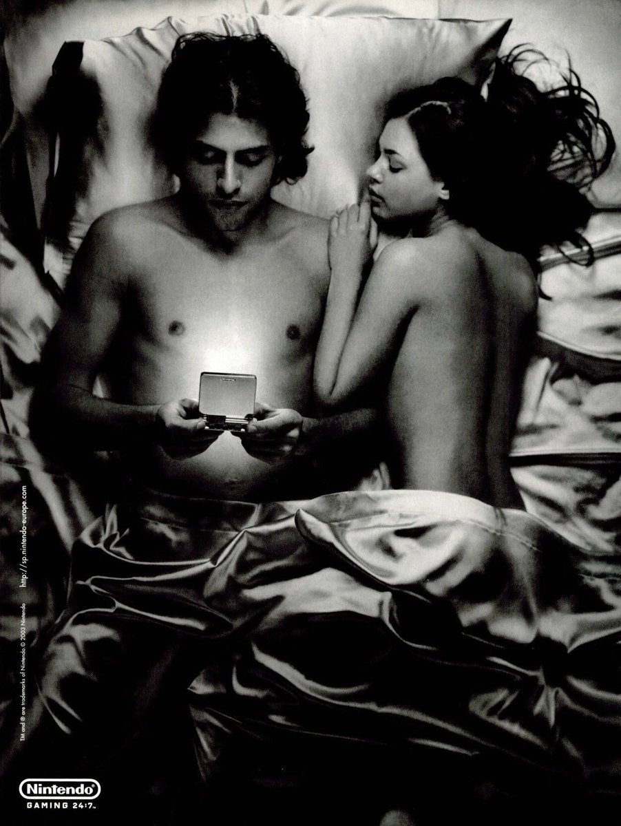 nostalgiaa's tweet photo. Nintendo in Dazed, Issue 100 April (2003) https://t.co/fUwV6AG1up