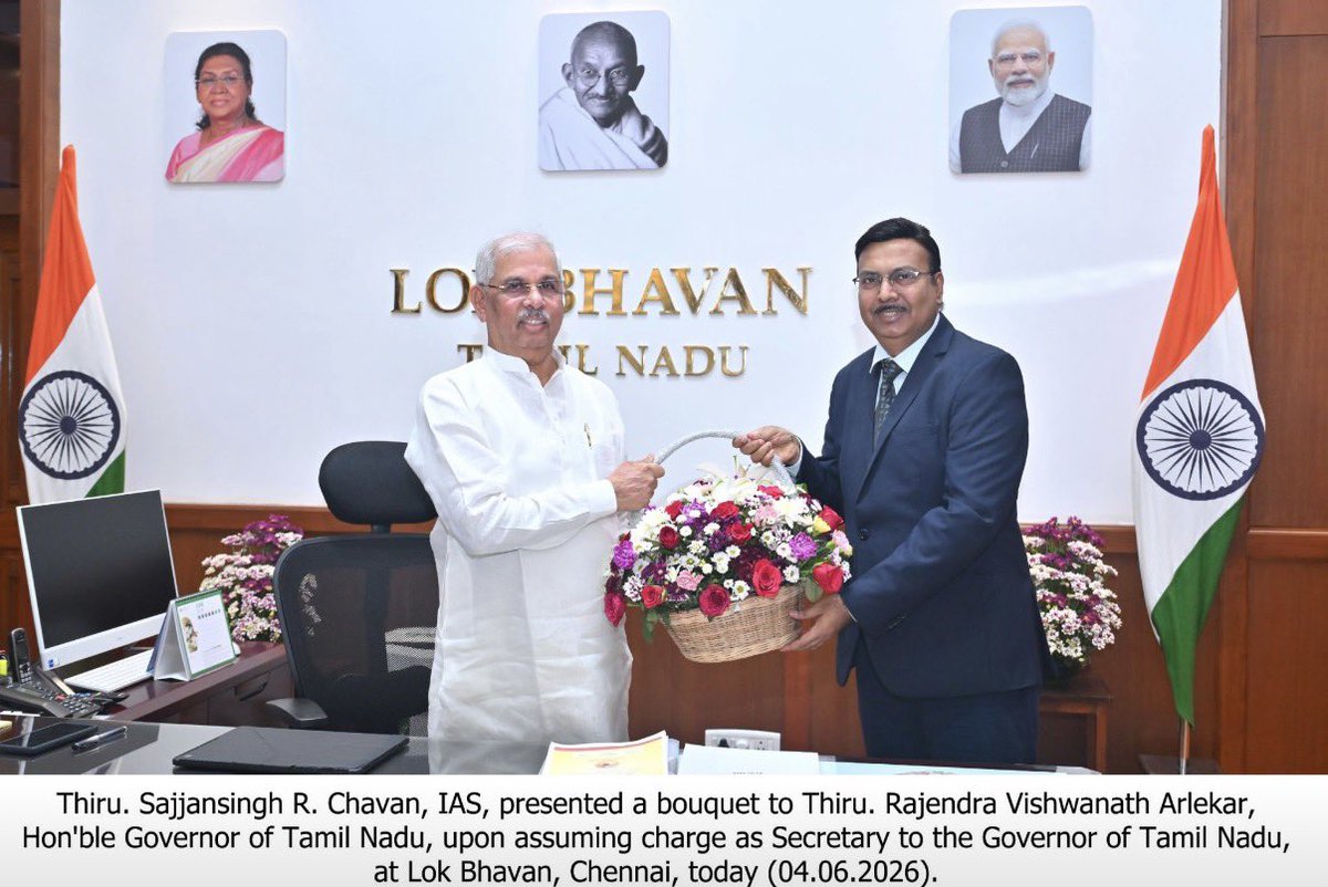 SajjanChavan1's tweet photo. Honoured to assume charge as Secretary to the Governor of Tamil Nadu at Lok Bhavan, Chennai.

I had the privilege of calling on Hon’ble Governor Shri Rajendra Vishwanath Arlekar and receiving his guidance and best wishes as I begin this new assignment
#TamilNadu #PublicService https://t.co/69bgJDZ6pg