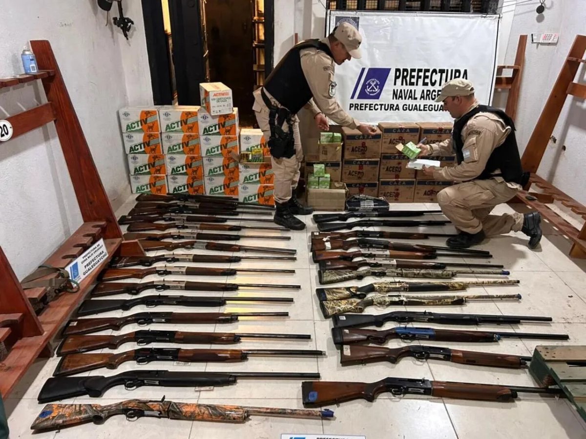 FREELANDglobal's tweet photo. After a complaint from Freeland triggered by an anonymous denounce based on information posted on the hunting reserve’s own social media, authorities in Gualeguaychú, Argentina raided an illegal hunting operation tied to suspected wildlife trafficking. https://t.co/1qGT3bbx8A