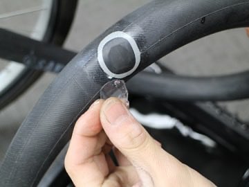 doravideo's tweet photo. 私の愛車ママチャリ「Kダブシャイン号」がパンクした為ホームセンターにてバンク修理セットを購入。そしてついでに夕食。女房と2人で【すき家】さんへ。相変わらず安くて美味しかった‼️万歳‼️ https://t.co/TiTIb62hPa
