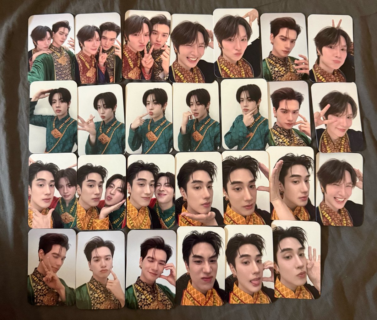 gkxxi's tweet photo. แจกฟรี 

ขอค่าส่งบ้านละ 40 

#เขมจิราทัวร์4ภาค https://t.co/m5h1RXgvZ3