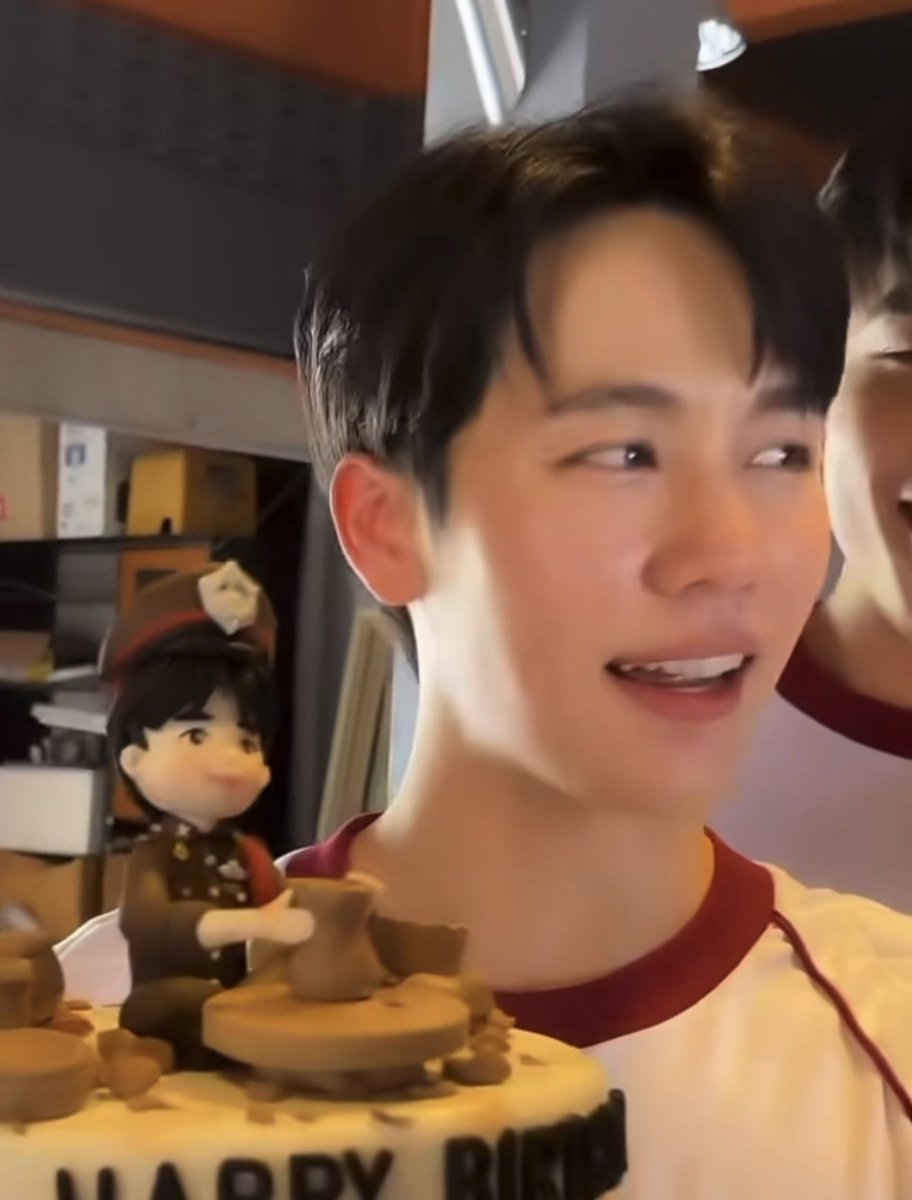 ice_eepp's tweet photo. อันนี้แหละเขินจริง ยัยวอเขินฮีจะวีน5555555555556666665555555555 

#32ndHappyWARday
#warwanarat @warwanarat https://t.co/hCs0vFxEW4