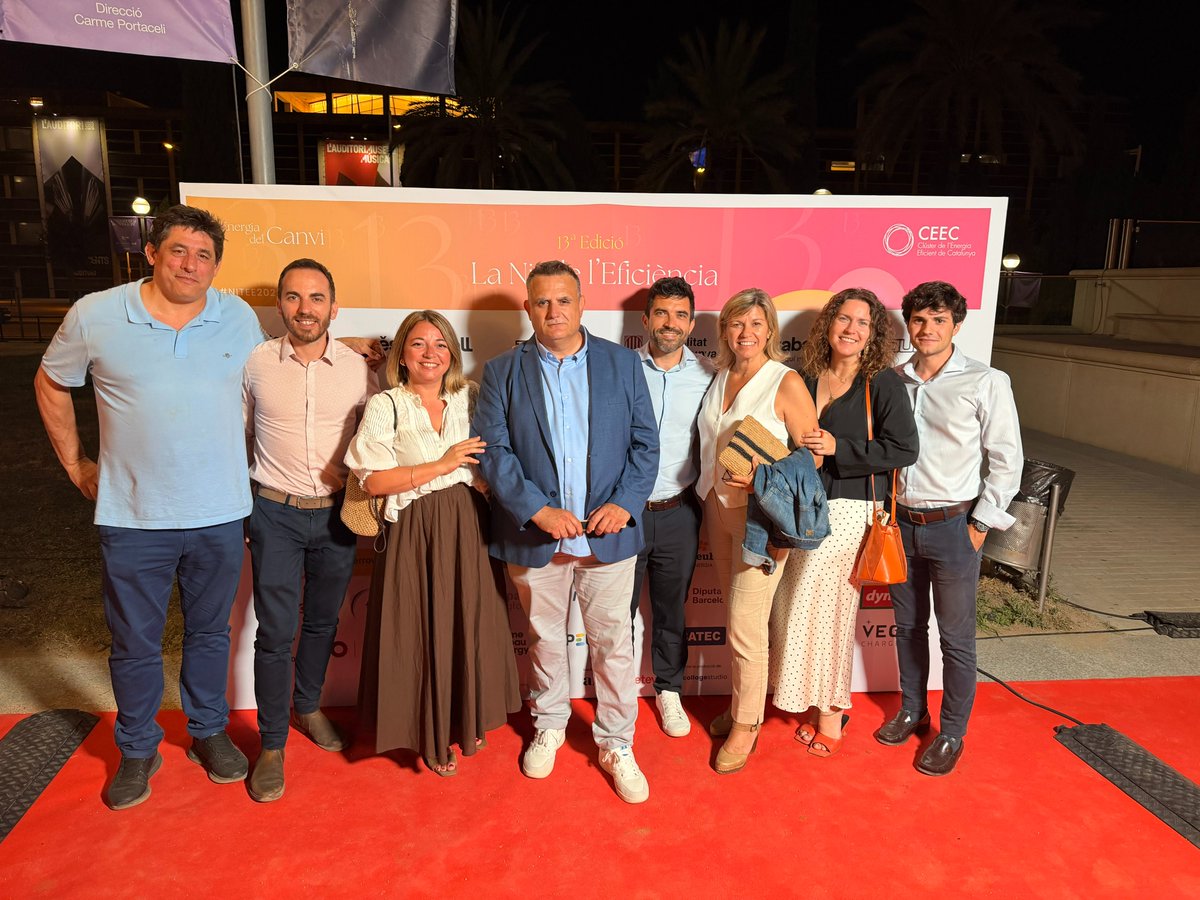 pgiengineering's tweet photo. Hace 18 años nació el @clusterEE. Hoy, como miembros de su Junta Directiva y tesoreros, seguimos impulsando un ecosistema que no deja de crecer y transformarse.

La 13ª #NitDeLEficiència ha vuelto a demostrar la fuerza de la transición energética en Catalunya. https://t.co/804K7Dx3YP