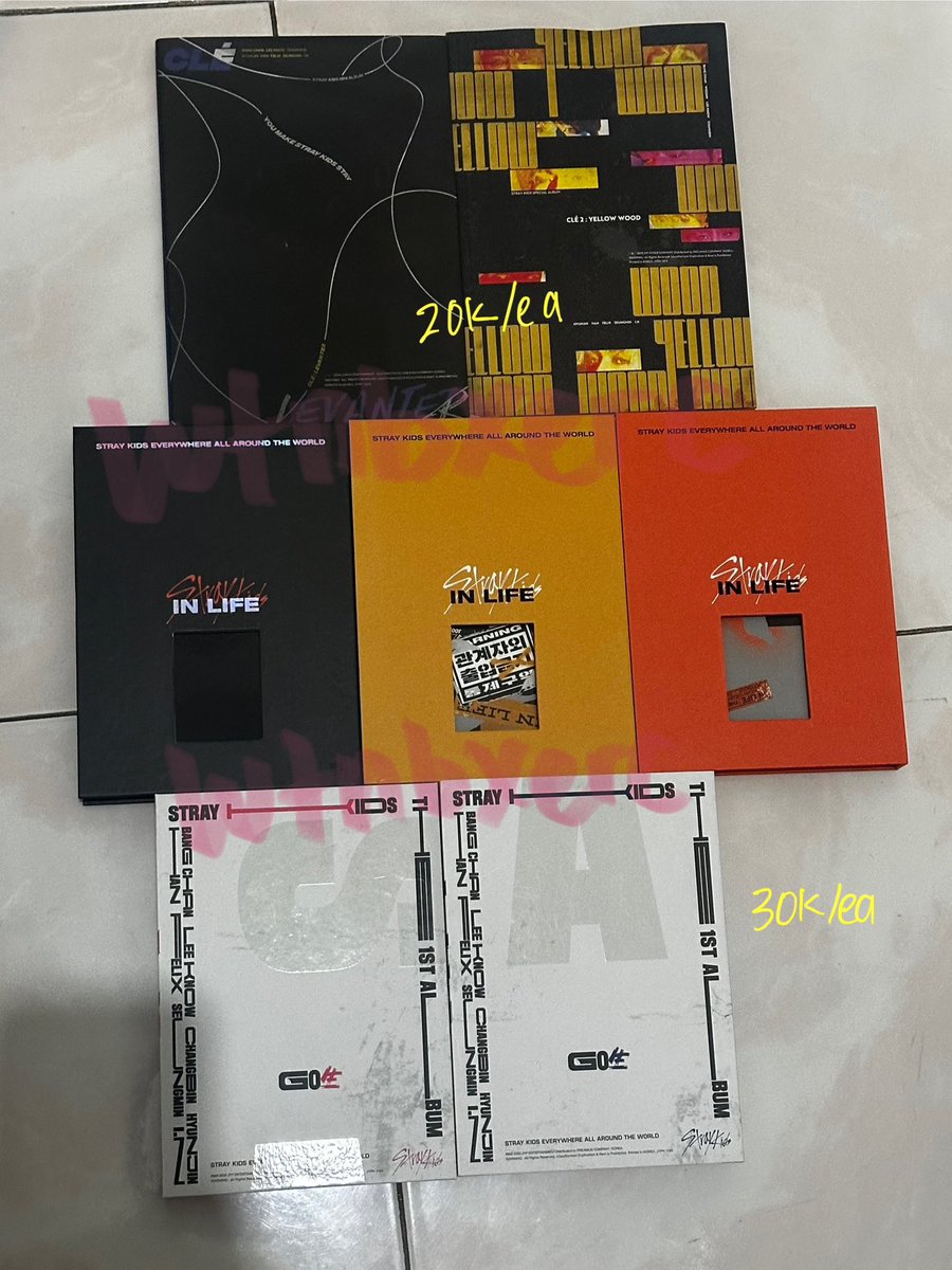 wtnbxerc's tweet photo. - wts album only 
> feel free to ask🌟
📍 sby, jatim 
price inc packing exc admin
✏️ negotiable , bisa keep event, co 🍊

t. lfb album only txt minisode 1 eternity dream chapter skz go live in life nct dream hello future hot sauce nct universe baekhyun delight ateez fever https://t.co/EcWKmxSovH