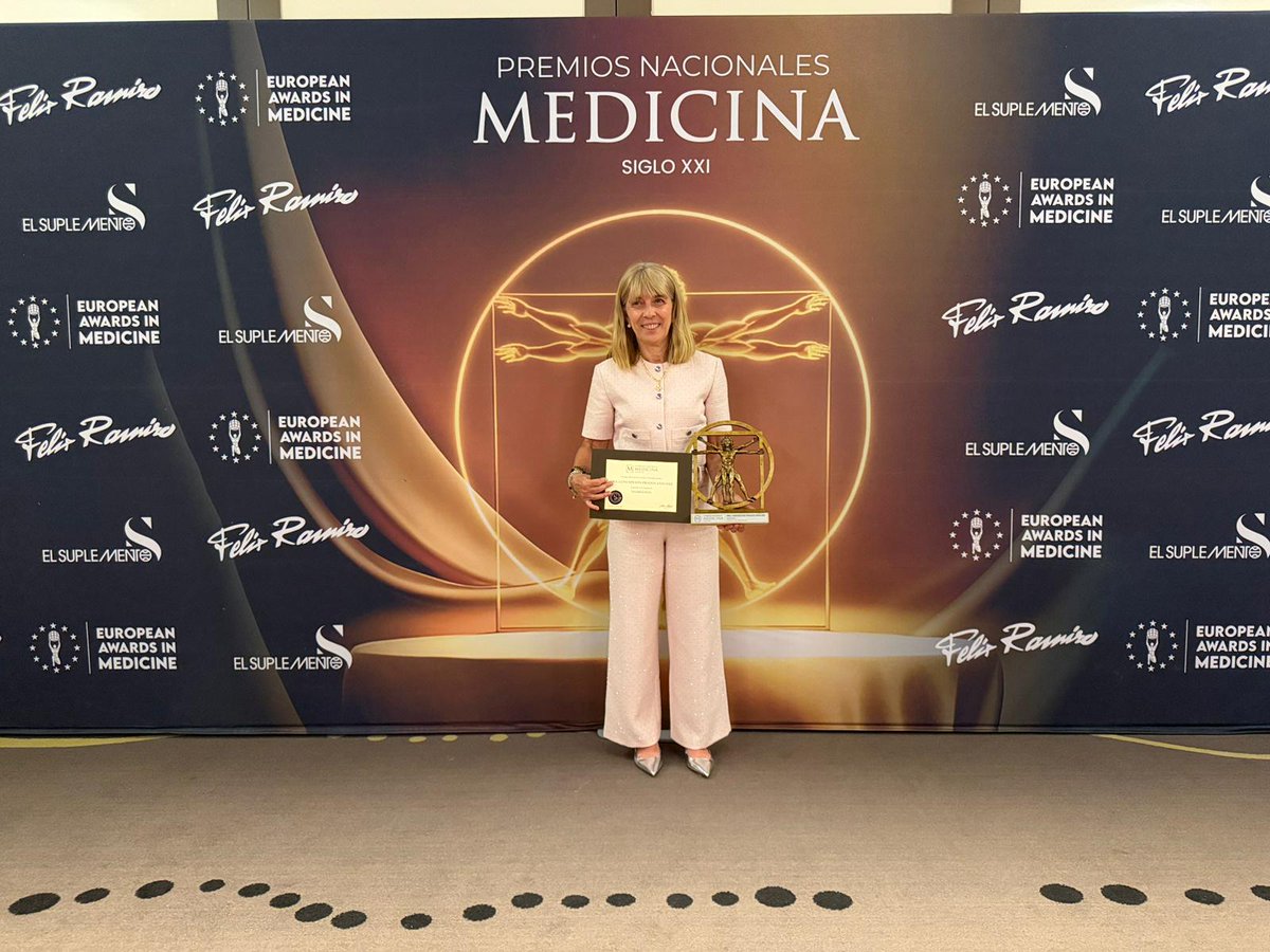 HospiLaPaz's tweet photo. 🏆 Dos profesionales de referencia del #HospiLaPaz Concepción Prados y Carolina González, distinguidas en los Premios Nacionales de Medicina 2026.

➡️ Sus trabajos en Neumología y Cirugía General reflejan la excelencia, la investigación y la docencia en la sanidad pública. https://t.co/bjND5dbcdg