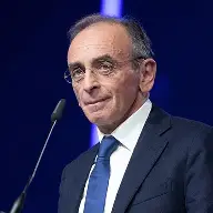 antarctica691's tweet photo. Je suis adhérent de #Reconquête certes, mais quand @ZemmourEric vient sur @CNEWS, parle politique, c'est le seul qui ne me laisse pas une impression que le "mec" qui vient de parler, il s'en fout de ma gueule.
Le Z te parle de la 🇫🇷, ces problèmes et des solutions avec ses tripes https://t.co/nb7ShS0Rji