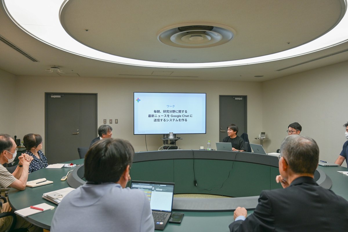 iput_osaka's tweet photo. Google の最先端AIを活用した新しい学びへ👨‍🎓

全学生・教職員の「Gemini 認定資格」受講・取得に向け、
Google の社員の方にお越しいただき、
教職員が講習を受講しました！

AI時代の学びを、教職員もともにアップデートしていきます💪

#IPUT #Google #生成AI https://t.co/G9IWYhWGzH