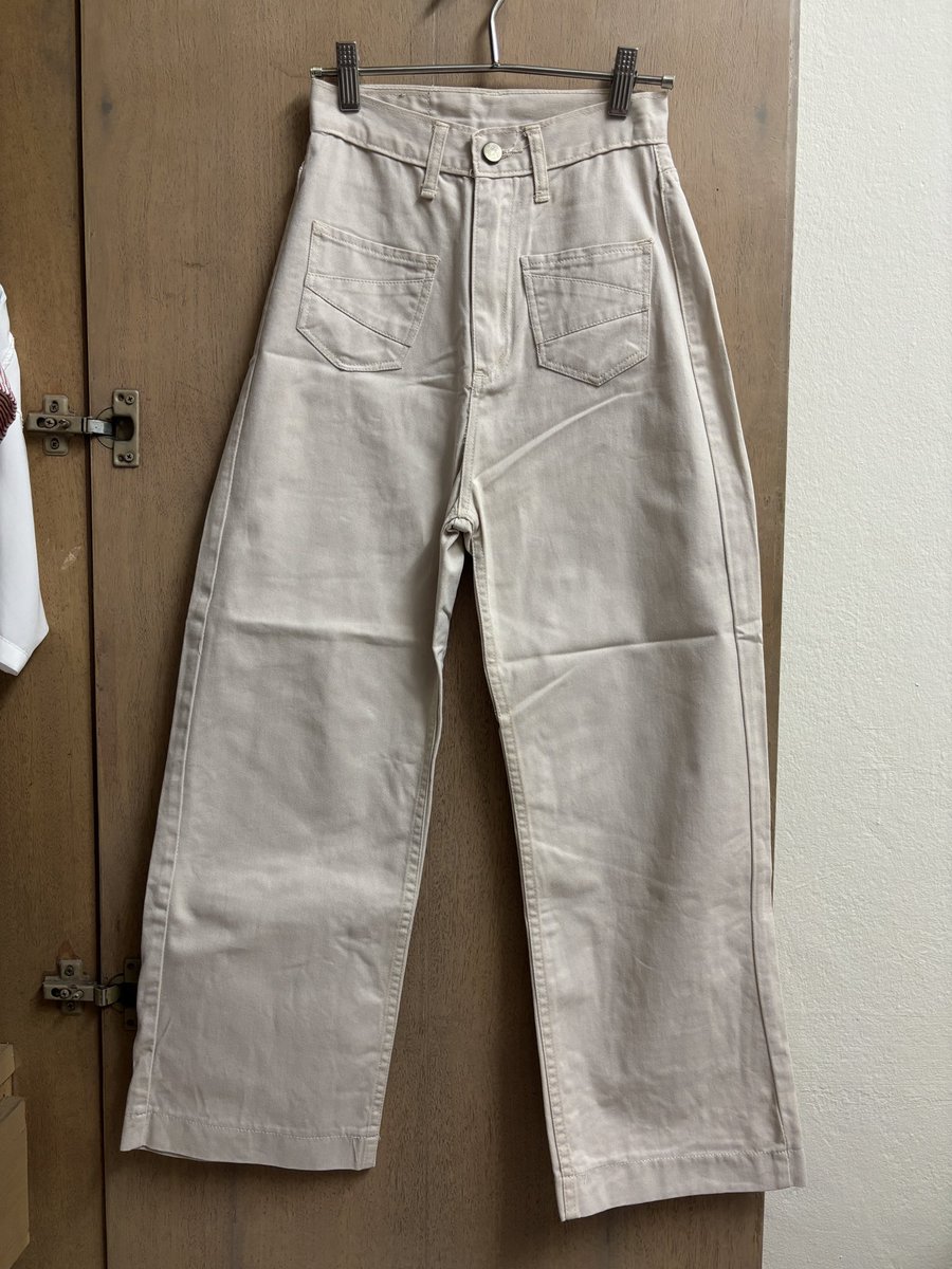 trimcnn's tweet photo. bananashop size s ใส่ครั้งเดียว
158 รวมส่ง (จาก367)
#ส่งต่อ #ส่งต่อเสื้อผ้า #ส่งต่อเสื้อมือสอง #ส่งต่อเสื้อผ้ามือสอง #ส่งต่อเสื้อผ้า  #ส่งต่อคสอมือสอง https://t.co/61dMgzFjXq
