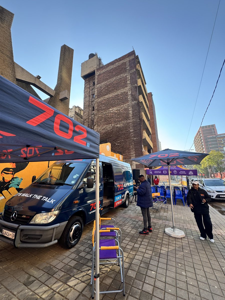 TheRealClementM's tweet photo. This morning #TheCMShow is LIVE from Hillbrow, in the heart of the city of johannesburg. This is ahead of the 702 Jozi My Jozi Walk The Talk next month. We are putting the spotlight on homelessness. @Radio702 https://t.co/9Scv8VDPe1