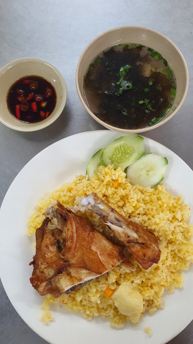 Nguyễn Nam | John tweet media