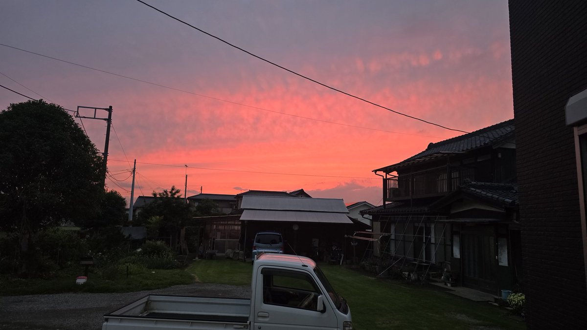 fekeQ45's tweet photo. 土夜から日曜日までの、輸送系のバイトなんてなかなか無いな…。 https://t.co/4PDaF846B5